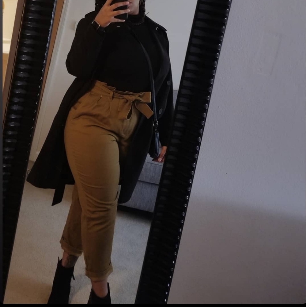 Casual / Dress Pants